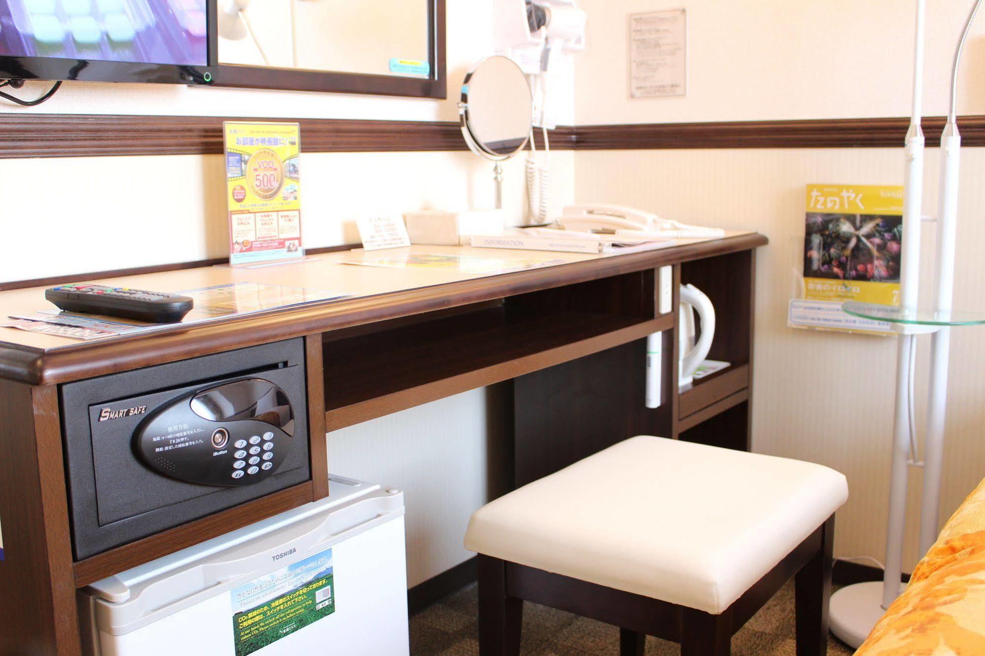 Toyoko Inn Tokyo Yamanote Sen Otsuka Eki Kita Guchi No 2 Kültér fotó